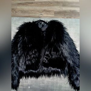 MISSGUIDED FAUX FUR JACKET FOR SALE‼️